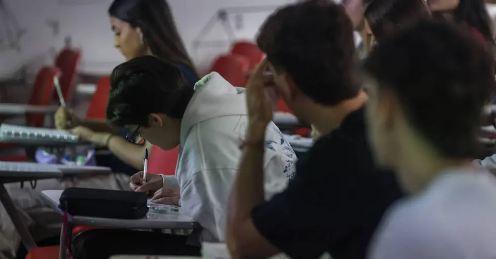 USP, Unicamp e Unesp oferecem conteúdo de preparação para seus próprios vestibulares