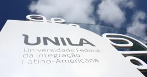 Enamed 2025 aponta três cursos de Medicina com nota insuficiente no Paraná