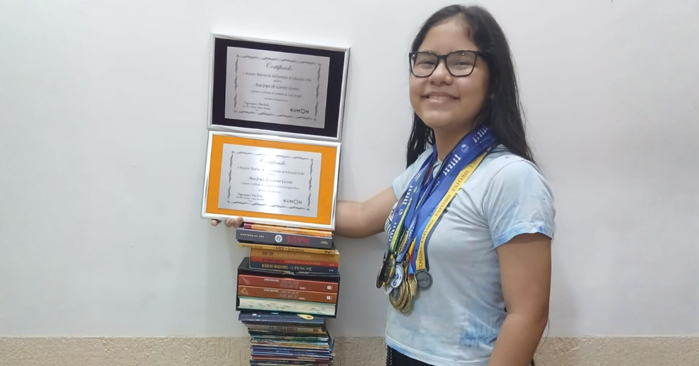 Prodígio do Acre: Aos 14 anos, estudante alcança 23 aprovações em universidades e conquista vaga na USP