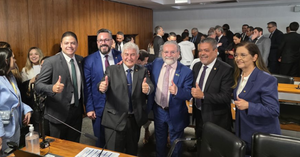 Senado aprova “OAB da Medicina”: o que muda com o Profimed e o Enamed