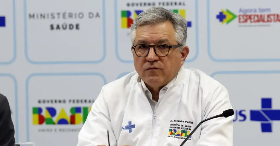 Guerra no Oriente Médio pode afetar preços e abastecimento de medicamentos no Brasil, alerta ministro da Saúde