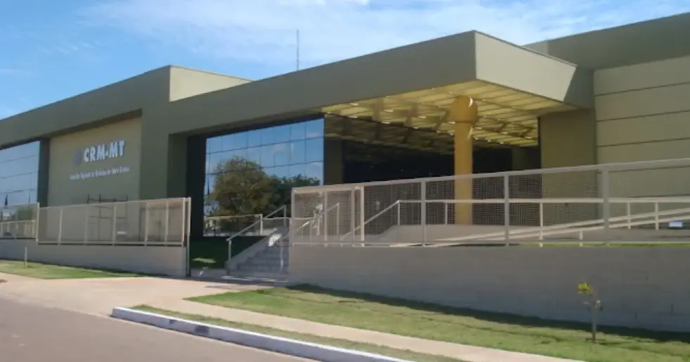 atraso no pagamento de médicos