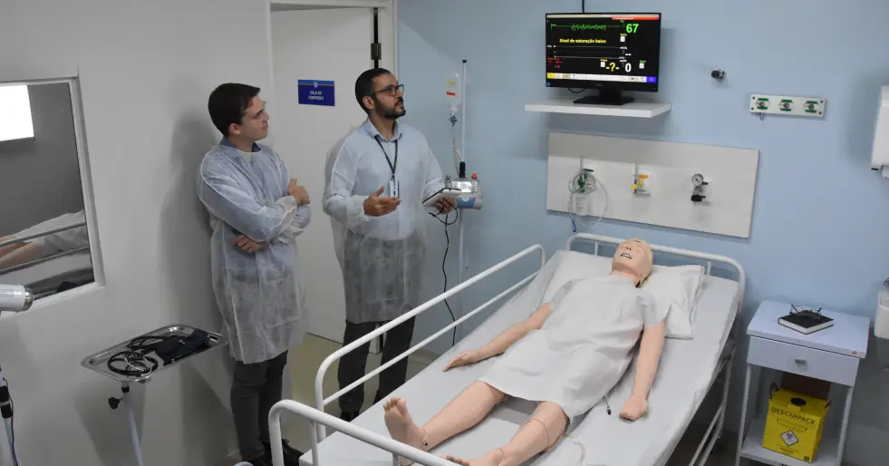 estrutura de uma faculdade de Medicina