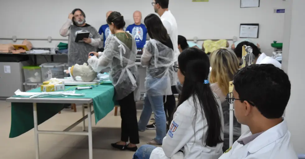 Entenda os métodos ativos de ensino utilizados no curso de Medicina da Asces-Unita