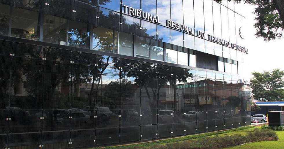 penhora bolsa de residência médica