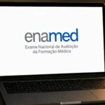 Justiça suspende punições a cursos de Medicina por conta do Enamed