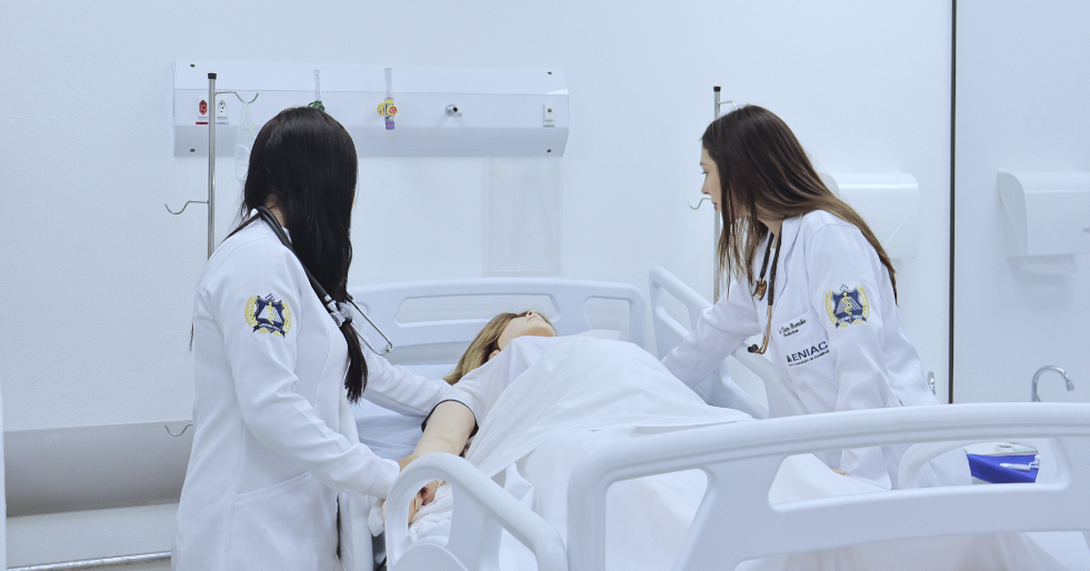 Faculdade de Medicina abre processo seletivo para segunda graduação com bolsa de estudos
