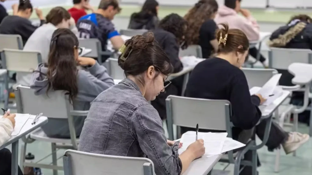 Unicamp 2027 é aplicado no domingo
