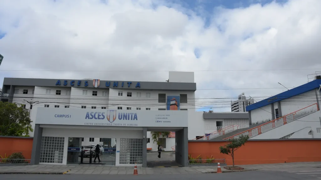 Prédio da Asces-Unita em Caruaru